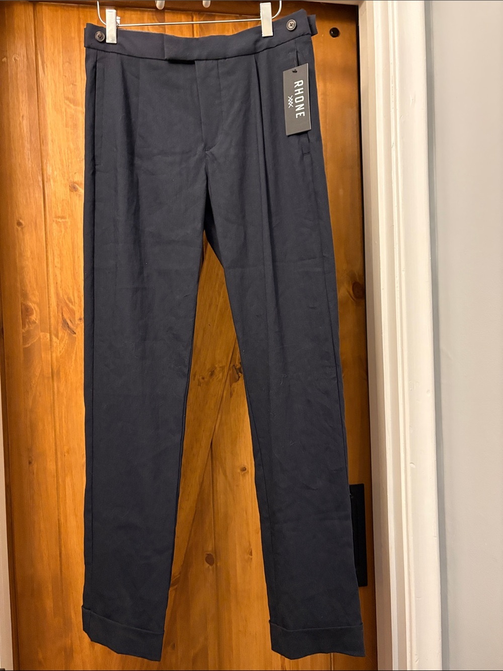 RHONE Men's Navy Tapered Dress Pants Preformance Stretch Fabric 28” x 30 NWT
